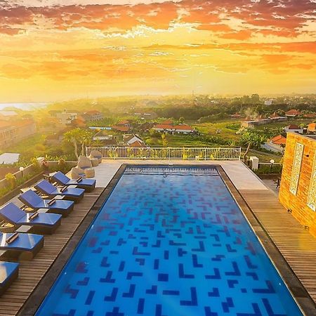 Canggu Dream Village Hotel And Suites Buitenkant foto