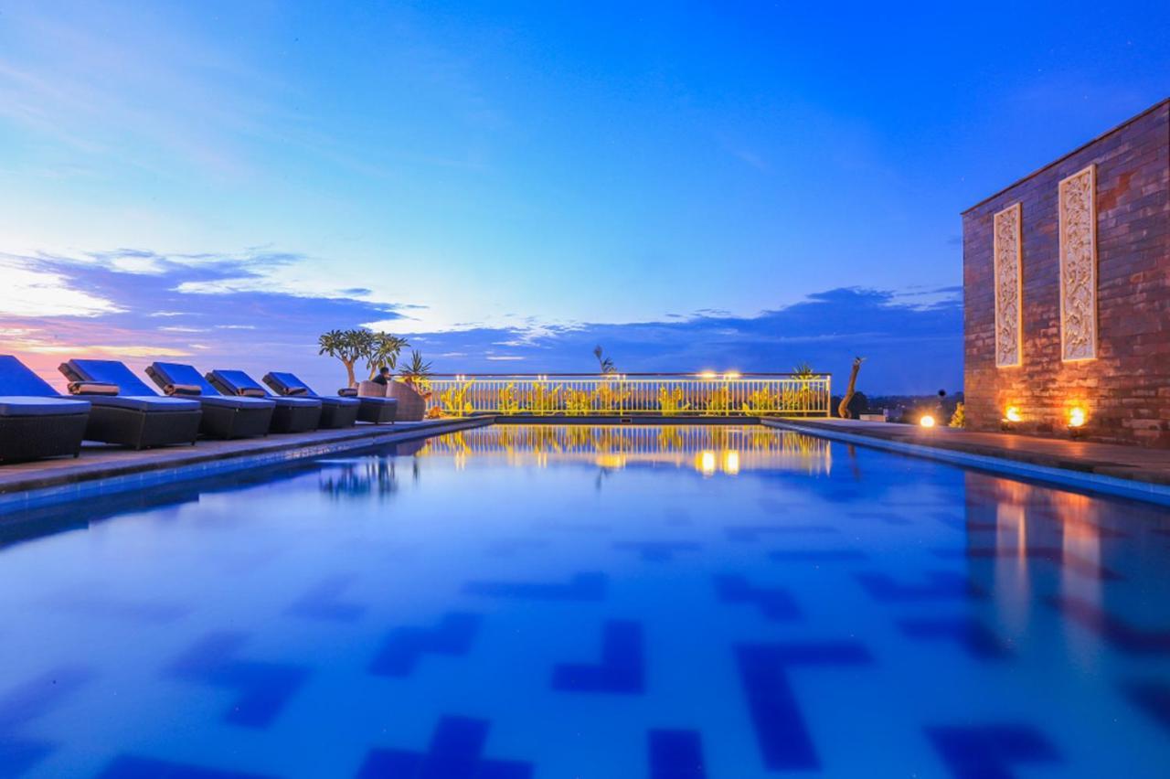 Canggu Dream Village Hotel And Suites Buitenkant foto