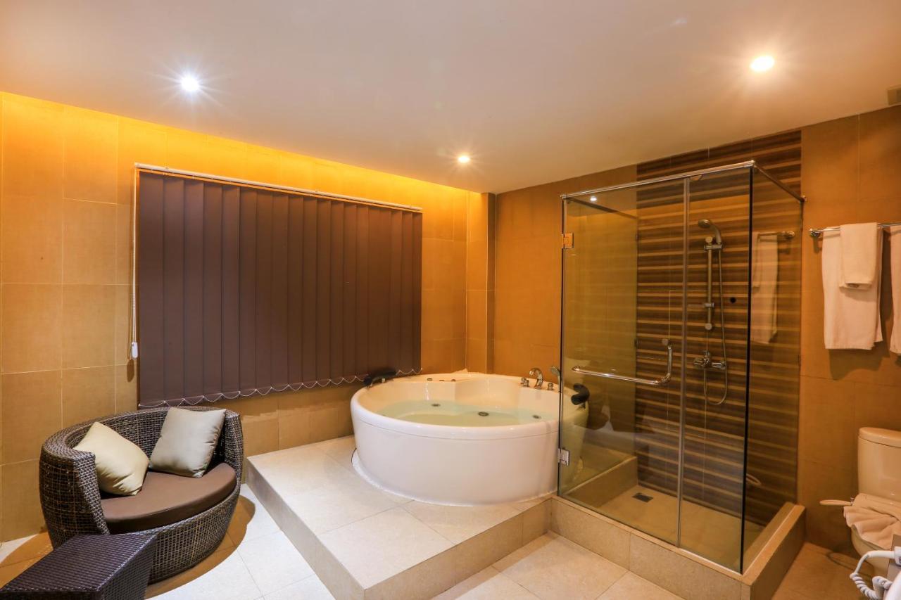 Canggu Dream Village Hotel And Suites Buitenkant foto